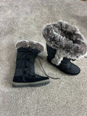 Wanderlust Helena Black Winter Boot (Women's)